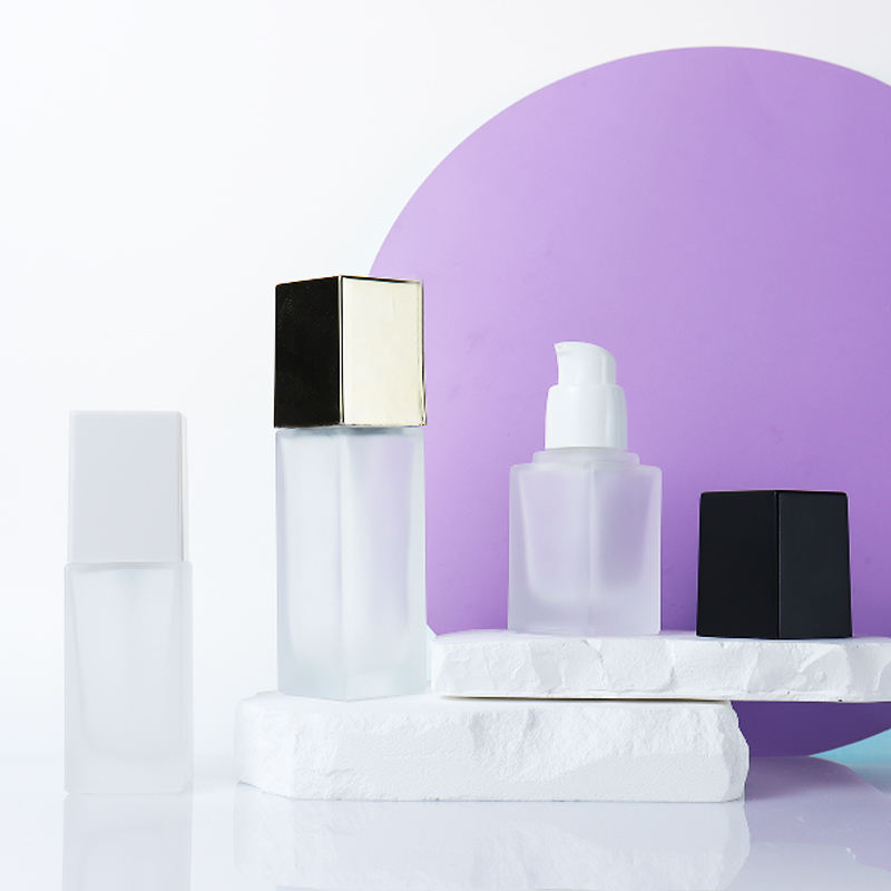 Factory Supply 15ML 20ML 40ML Empty Glass Cosmetic Bottle 1OZ Clear Emulsion Bottle Liquid Foundation Bottle WIth Lotion Cap