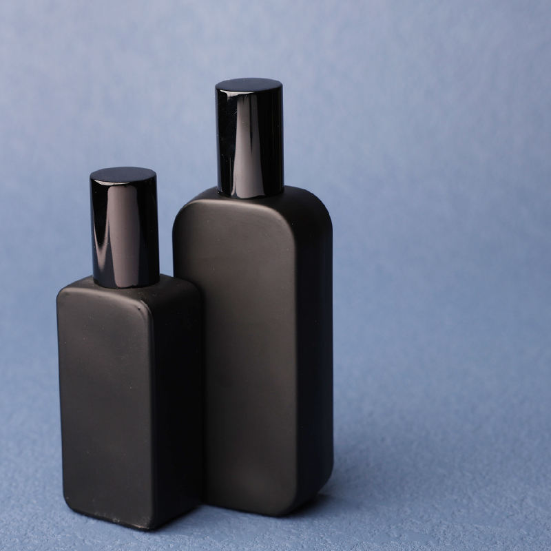 China Professional Manufacture Modern Design Square Perfume Bottle With Atomizer Head