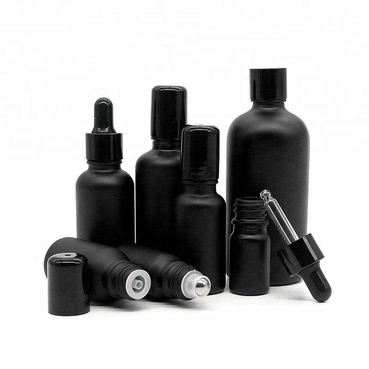 Essential Oil Bottle 15ml 30ml 50ml Empty Perfume Bottle Matte Black Roll on Glass Bottle With Custom Screen Printing Logo