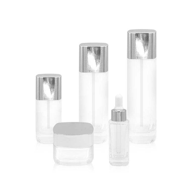Wholesale Luxury Empty Glass Square Lotion Bottle Essential Oil Bottle Cream Jar Cosmetic Packaging Set Bottle