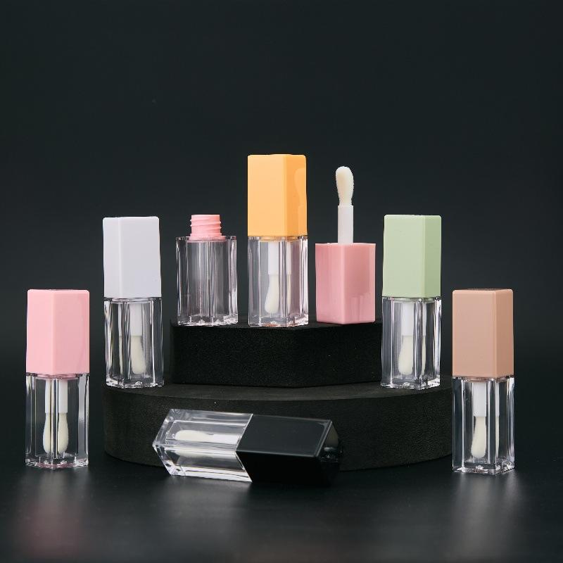 Wholesale 5ML Big Wand Brush Lipgloss Tubes Custom Logo Lip Gloss Blush Square Empty Tube Packaging