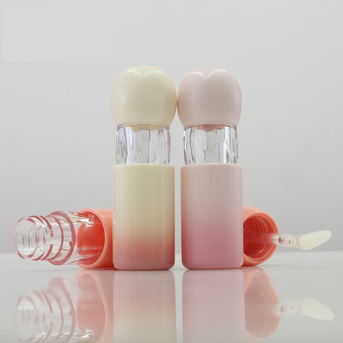 4.5ml Gradient Lip Gloss Tube Wholesale Cute Lip Gloss Tube Custom Your logo  Empty Tubes