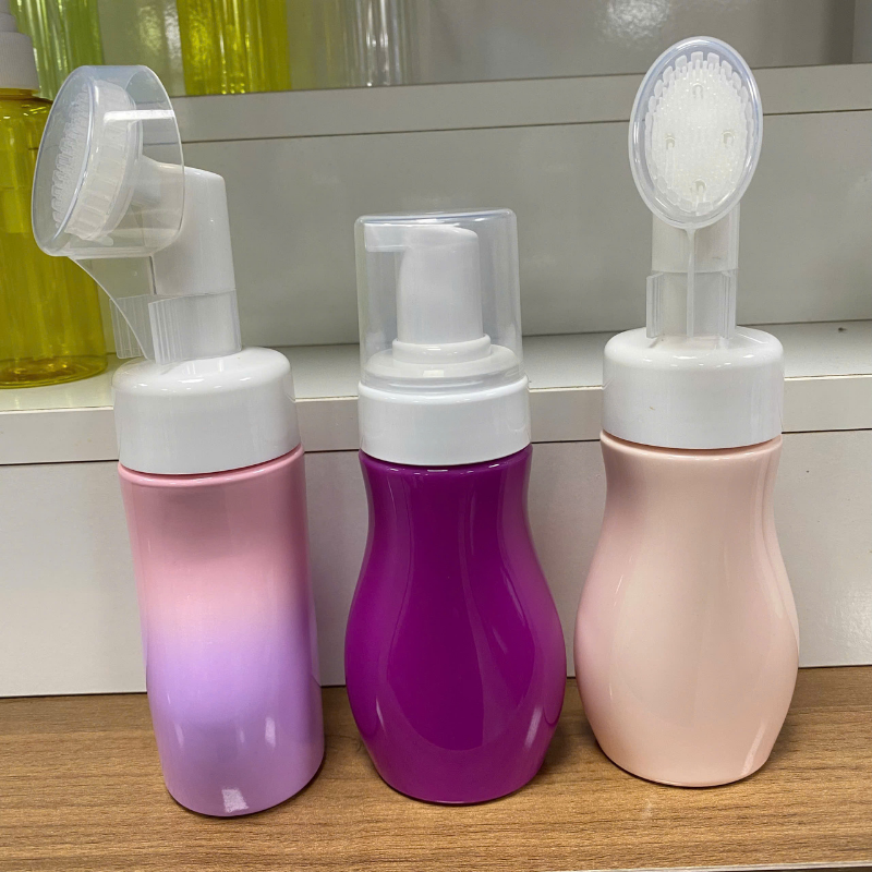 170ml Ombre Foaming Bottle Empty 42mm Neck Plastic Soap Dispenser Foam Bottle with Brush 