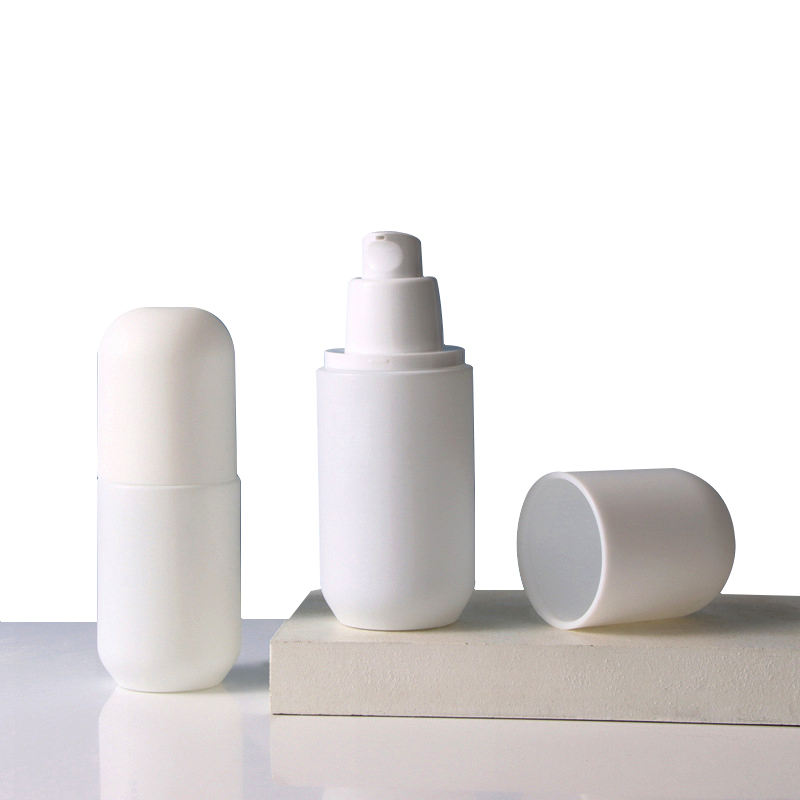 Professional Skincare Set with Glass Bottle and Pump Spray Lotion Cap for Secure Sealing