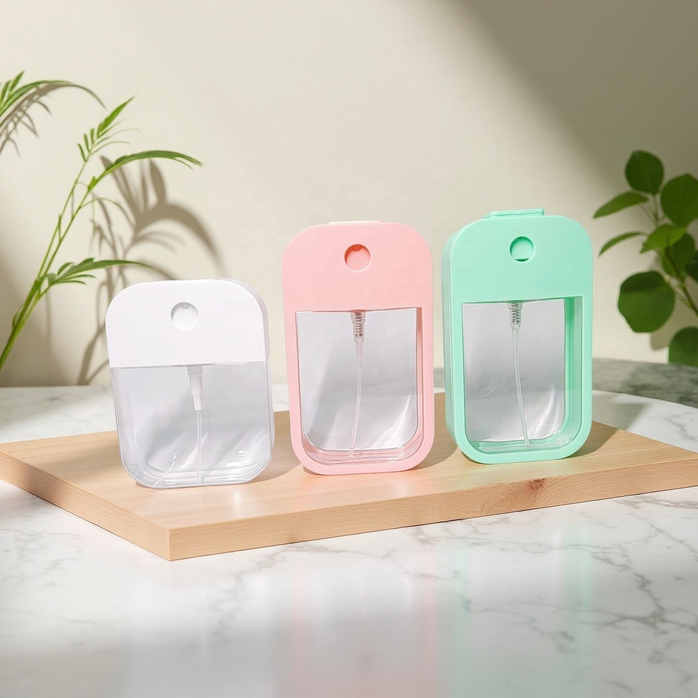 Card Case-Like Plastic Perfume Spray Bottles 35ml 40ml 45ml Refillable Fine Mist Portable Sprayer Box Screw Cap Seal Flat Shape