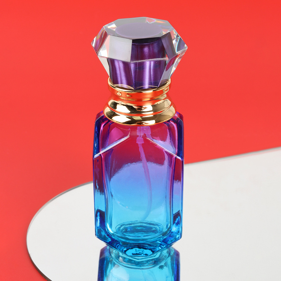 Gradient color 30Ml perfume spray bottle luxury glass packaging
